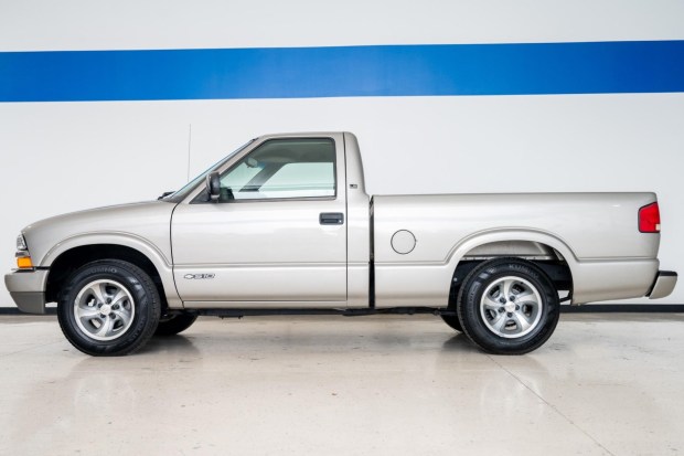 No Reserve: 26k-Mile 2001 Chevrolet S-10 LS