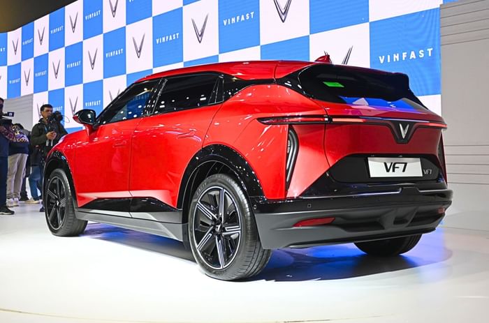 VinFast VF7 at Auto Expo 2025 VinFast VF7 at Auto Expo 2025