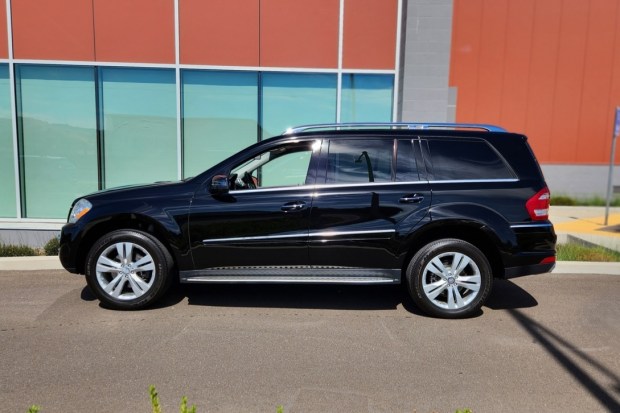 No Reserve: 2011 Mercedes-Benz GL450 4MATIC