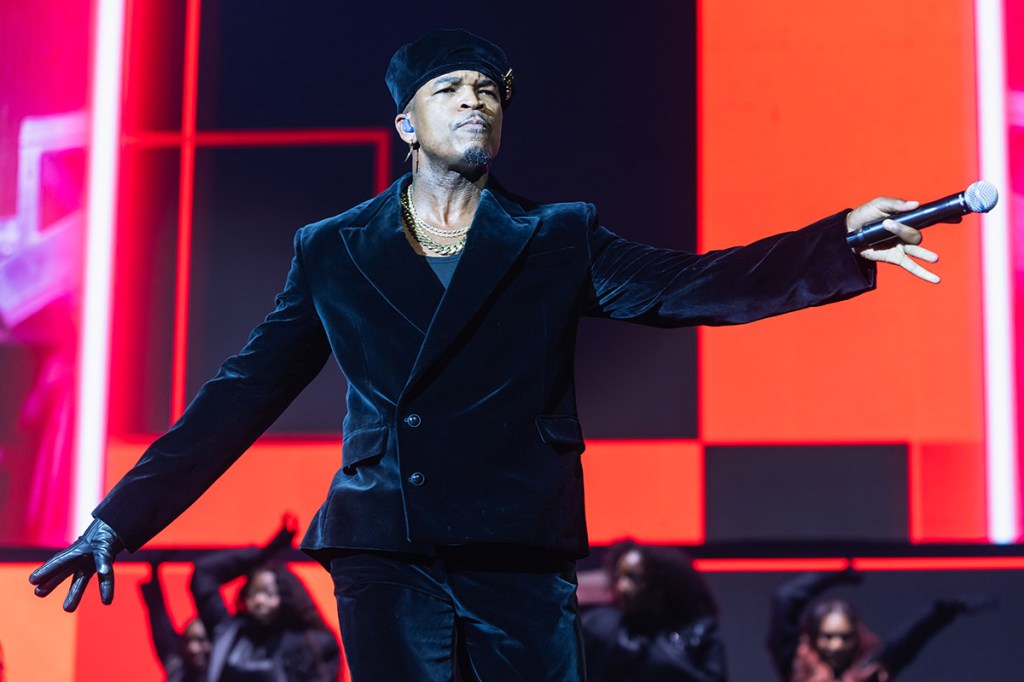 Ne-Yo Shoves Fan Off Stage During Japan Performance: ‘Don’t Try Me’