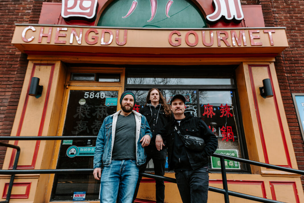 HOWLING GIANT & INSOMNIAC Announce North American Tour