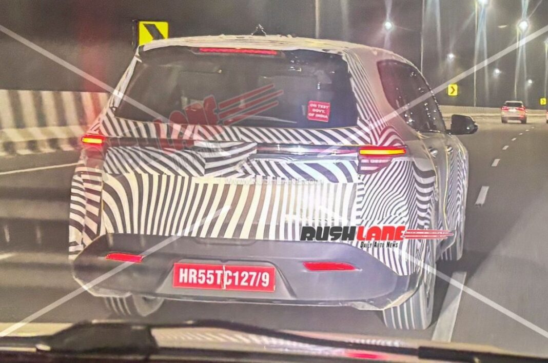 Vinfast Limo Green electric MPV spied in India