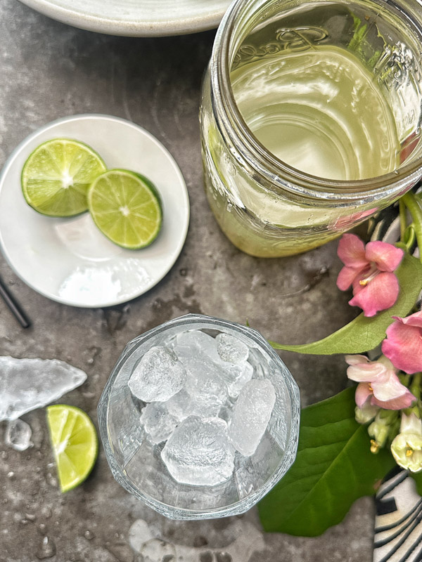 Homemade Sparkling Limeade with fresh lime juice and simple syrup. A bright, sweet-tart citrus drink and easy dupe for Sol Food sparkling limeade.
