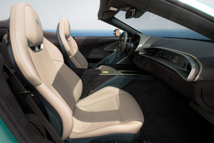 Ferrari Amalfi Spider Interior