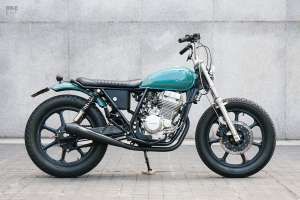 Brat style Honda CBX250 Twister by Karma Motocicletas