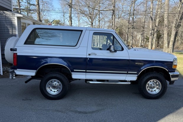 1996 Ford Bronco XLT