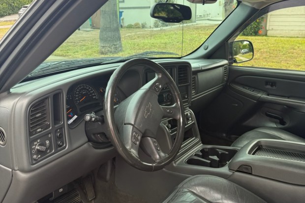 No Reserve: One-Owner 2004 Chevrolet Avalanche 1500 Z66