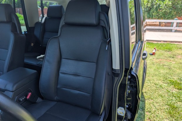 2004 Land Rover Discovery II S