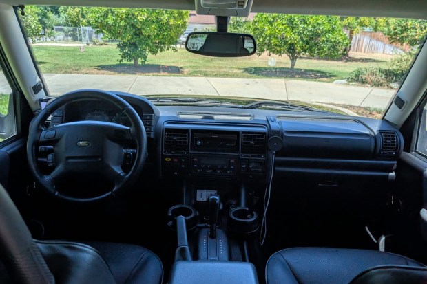 2004 Land Rover Discovery II S