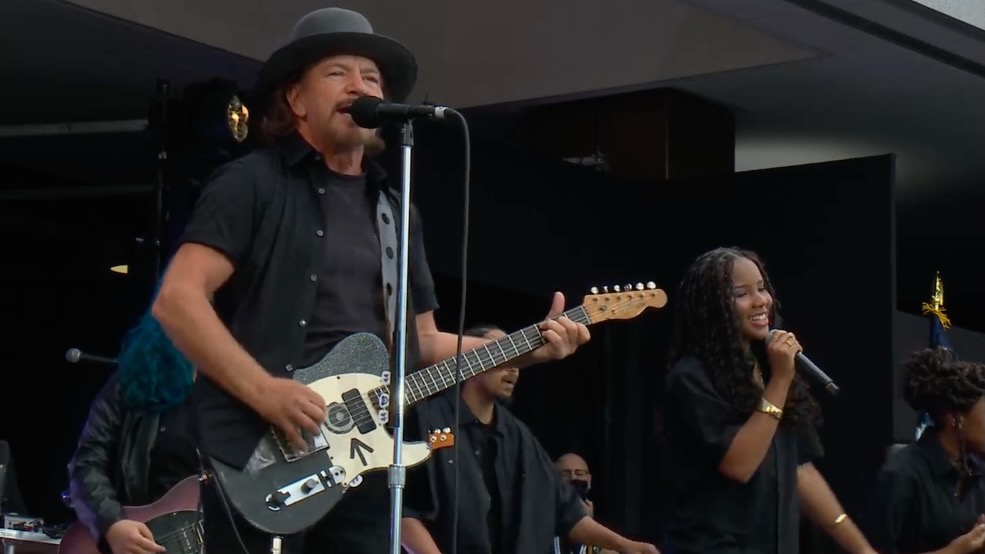 Eddie Vedder Performs Original Song at Obama Presidential Center Opening: Watch