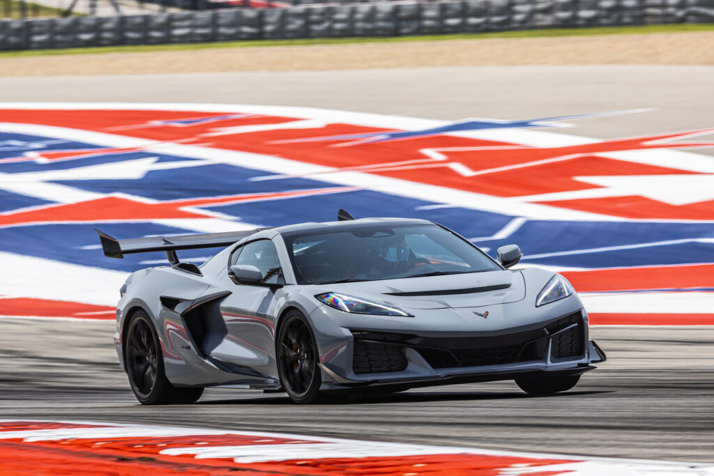  A 6,000-Pound Porsche SUV Is Quicker To 60 Than A 1,064-HP Corvette ZR1