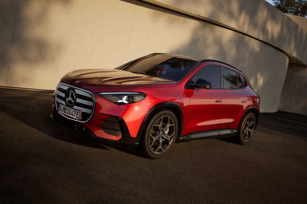 Mercedes Fires Back At BMW X1 And iX1 With The New GLA
