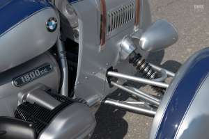 BMW R18 3 wheel motorcycle by ShifCustom