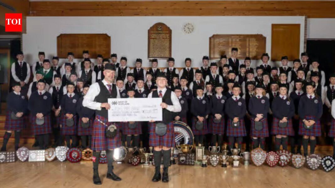 12-year-old Scottish bagpiper Elliot Wilson raised £19,000 after an alleged attack in Edinburgh; he donated the money to his school pipe band | World News