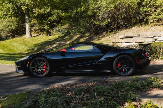 738-Mile 2020 Ford GT Carbon Series