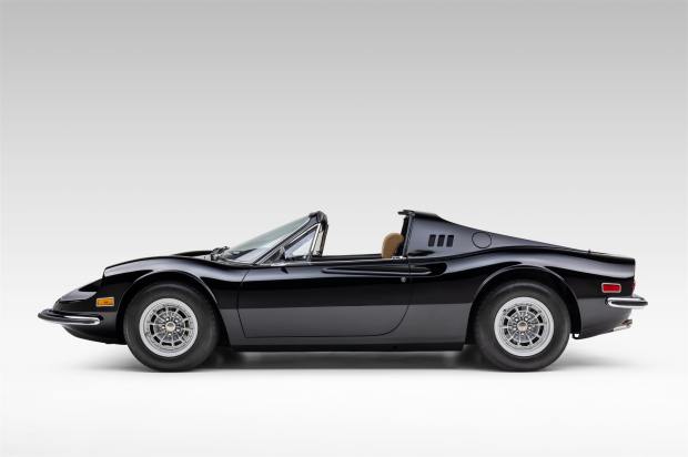 1973 Ferrari Dino 246 GTS Chairs & Flares